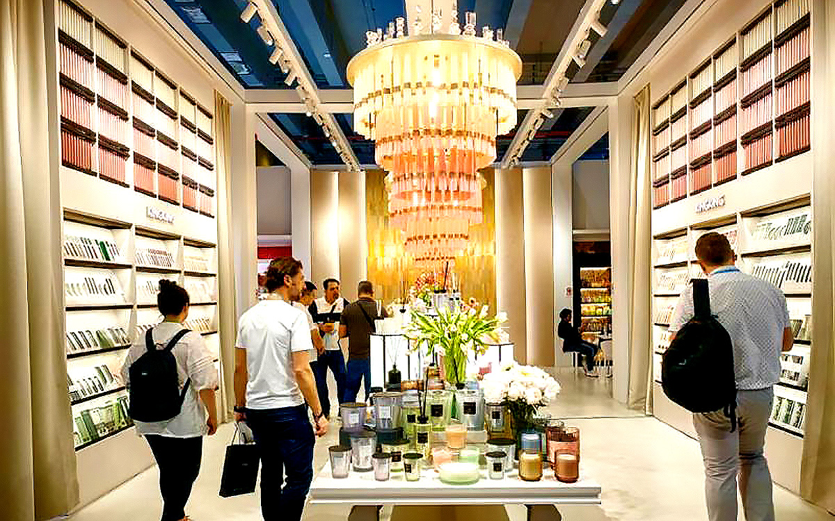 西宁展台搭建商如何借助灯光布局提升视觉吸引力？